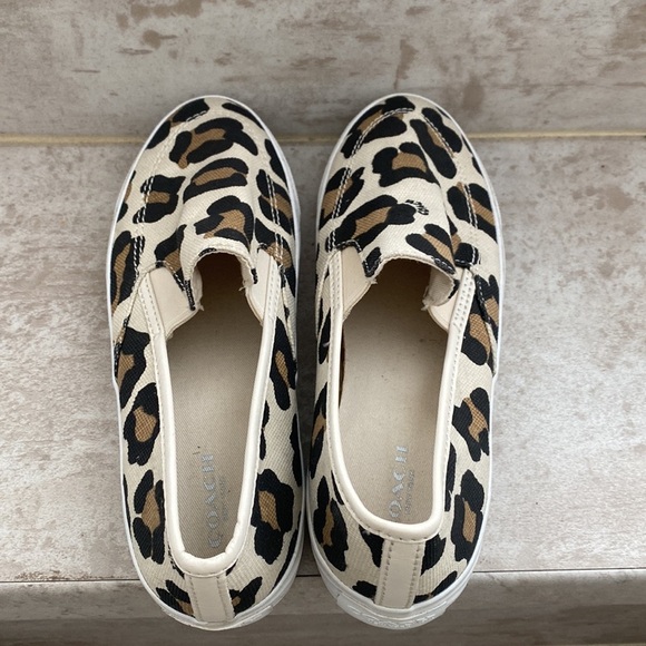 Coach Slip-On Shoes Leopard Print Sz 6 - Picture 5 of 8